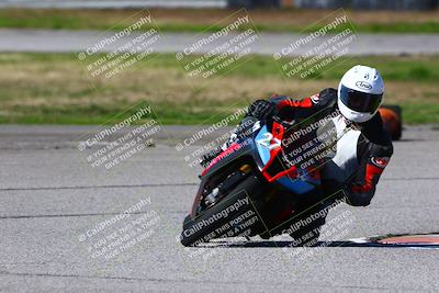 media/Jan-21-2023-Fastrack Riders (Sat) [[fcf3f88a30]]/Level 4/Session 4 Turn 6-Mountian Shot/
